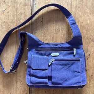 Baggallini crossbody bag